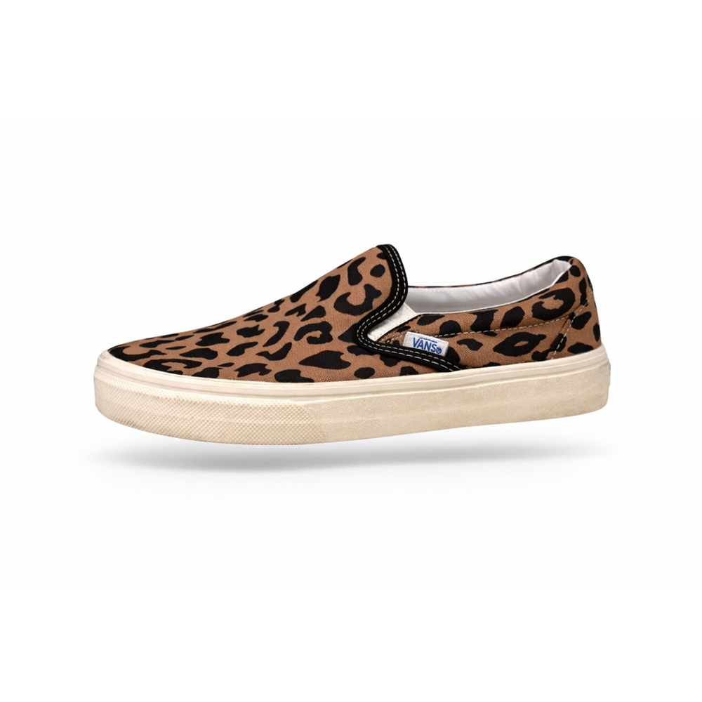 Vans Unisex Leopard Print Slip-On Sneakers Size 6 Women’s/4.5 Mens Brown/Black​